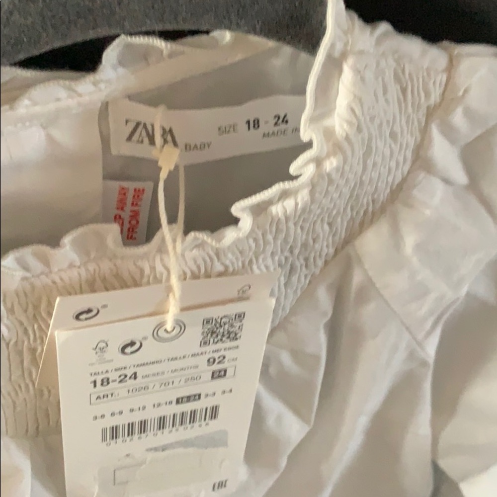Toddler Zara Ruffle Top - Picture 2 of 4